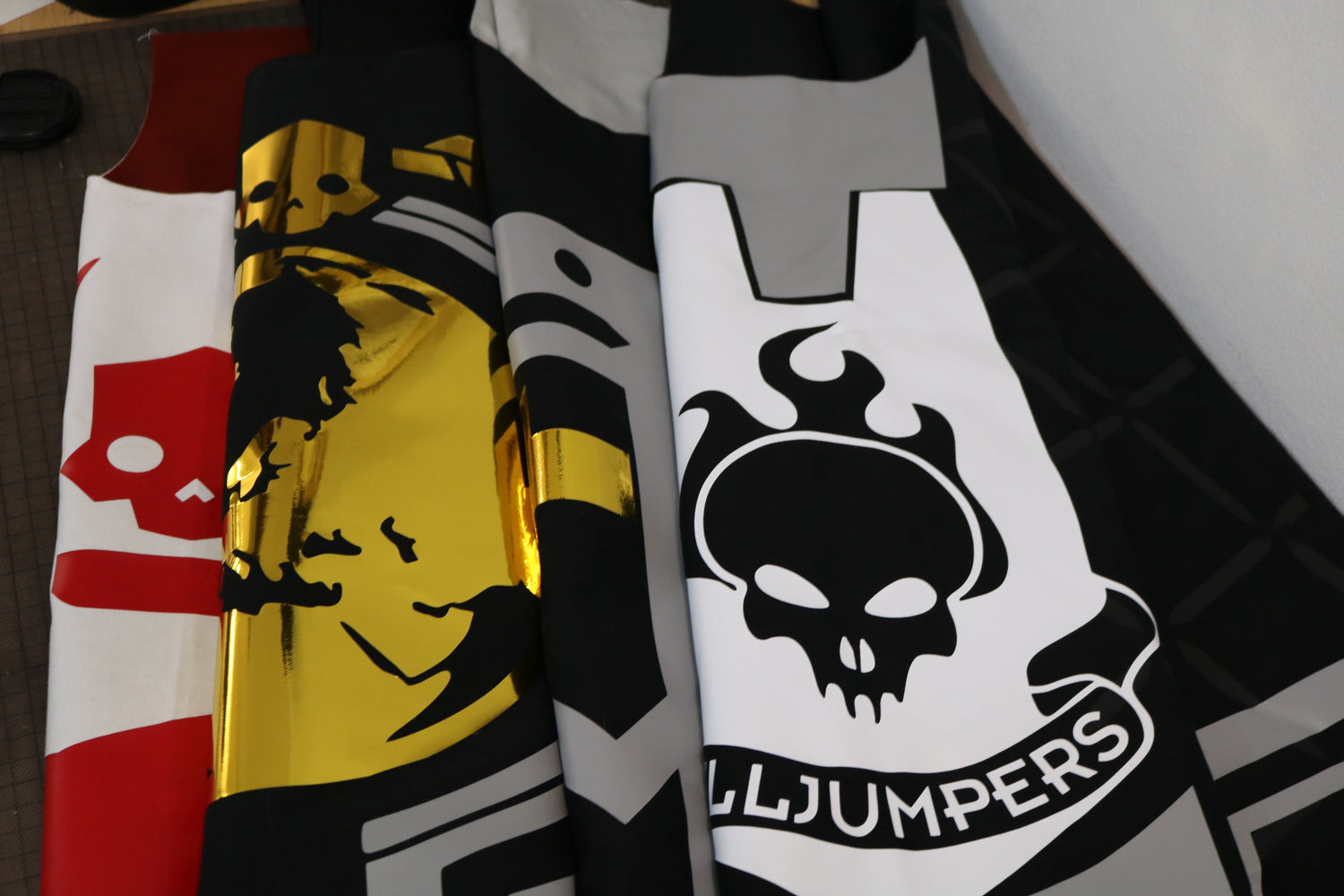 Helldivers 2 cosplay capes